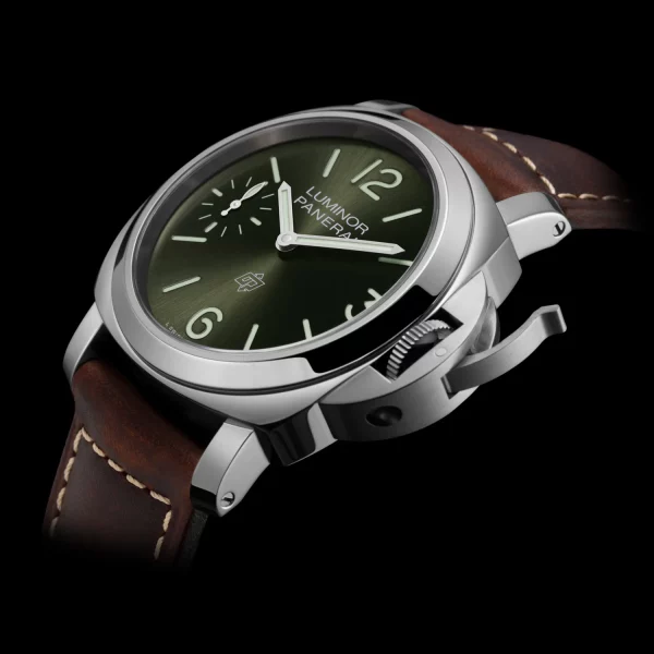Panerai Luminor Logo 44mm Green Dial Boutique Exclusive PAM01624 calibre P6000 hand wound 3 Panerai Luminor Logo 44mm Green Dial Boutique Exclusive PAM01624 calibre P6000 hand wound 3