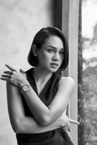Andien Andien Aisyah wears Chronomat Automatic 36