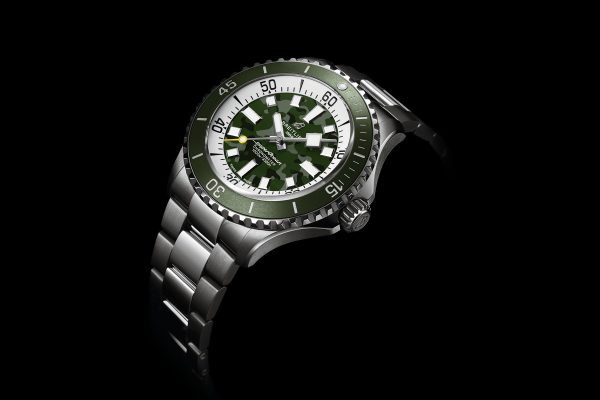 Breitling Superocean Automatic 46 Super Diver Ref. E10379D31L1E1 1 Breitling Superocean Automatic 46 Super Diver Ref. E10379D31L1E1 1