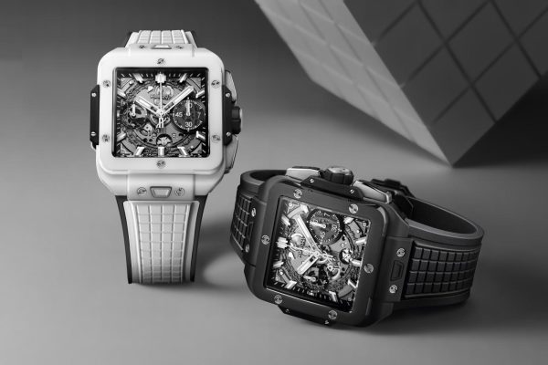 Square Bang Unico White Ceramic and black magic 42 mm lifestyle shot 0 Square Bang Unico White Ceramic and black magic 42 mm lifestyle shot 0