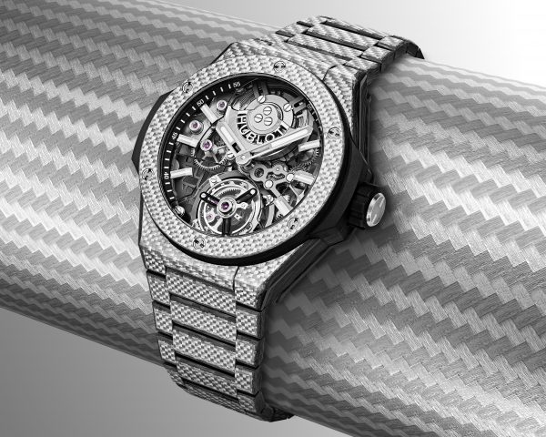 Big Bang Integrated Tourbillon Full Carbon Big Bang Integrated Tourbillon Full Carbon